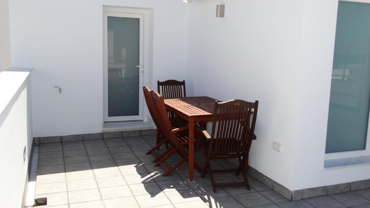 Casa Javi Apartment โกนิล เด ลาฟรอนเตรา ภายนอก รูปภาพ