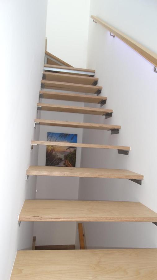 Casa Javi Apartment โกนิล เด ลาฟรอนเตรา ภายนอก รูปภาพ