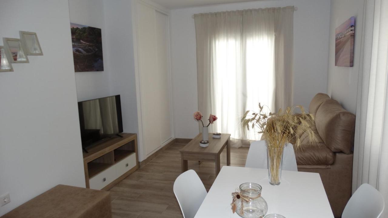 Casa Javi Apartment โกนิล เด ลาฟรอนเตรา ภายนอก รูปภาพ